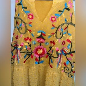 1x Yellow Andre by Unit sleeveless embroidered dress